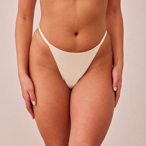 Lounge Underwear Light Thong Latte | UJ4968107